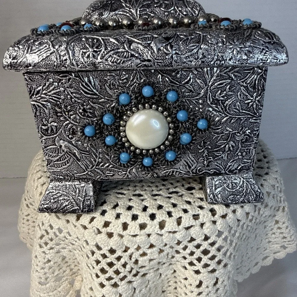 Vtg. 1970s Decorative Handmade Silver Tone Jewelry Box Turquoise Ruby Pearl Bead